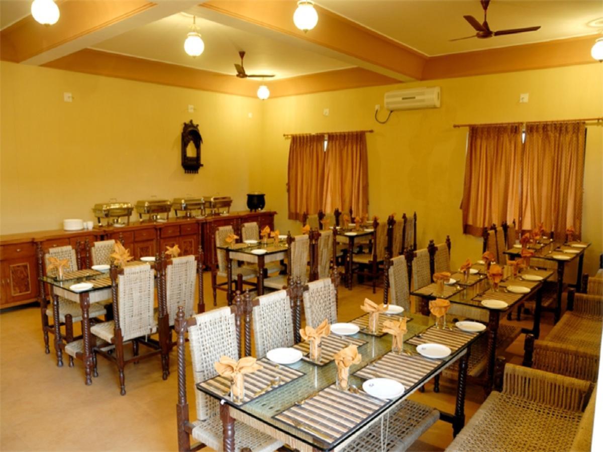 The Royal Safari Camps Hotel Bajana Exterior photo