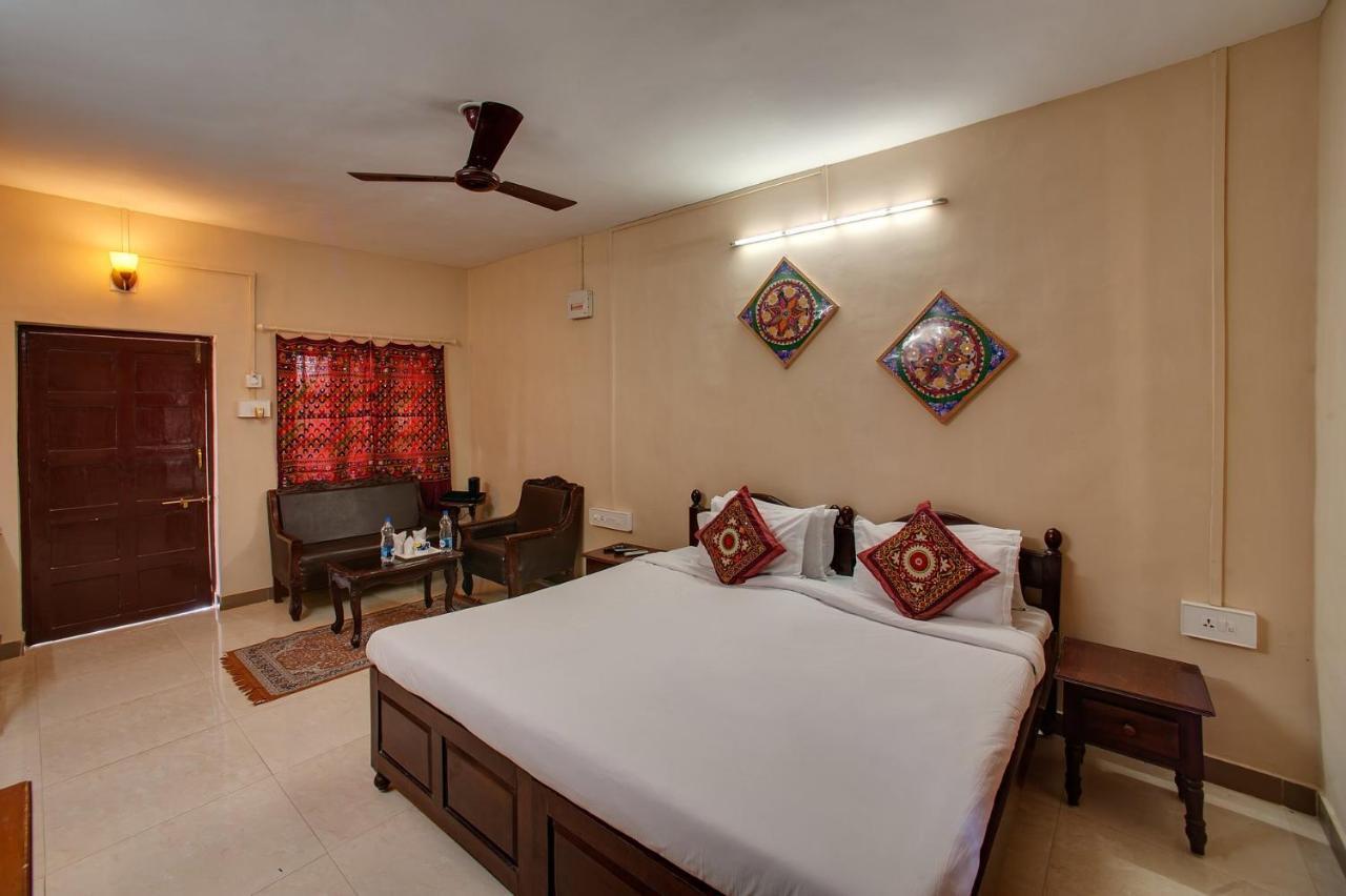 The Royal Safari Camps Hotel Bajana Exterior photo